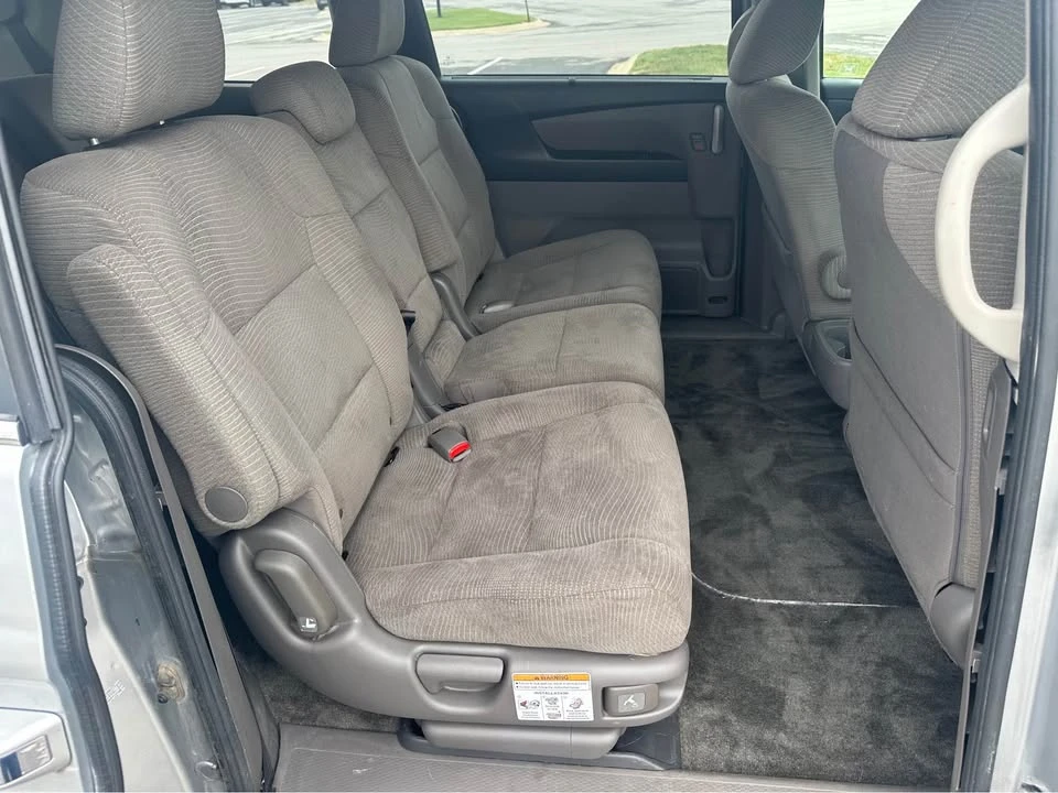 2012 Honda Odyssey - Image 14 of 20