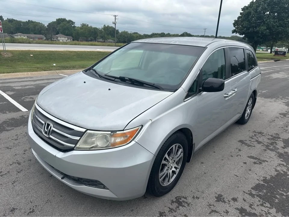 2012 Honda Odyssey - Image 19 of 20