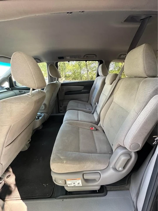 2012 Honda Odyssey - Image 13 of 14