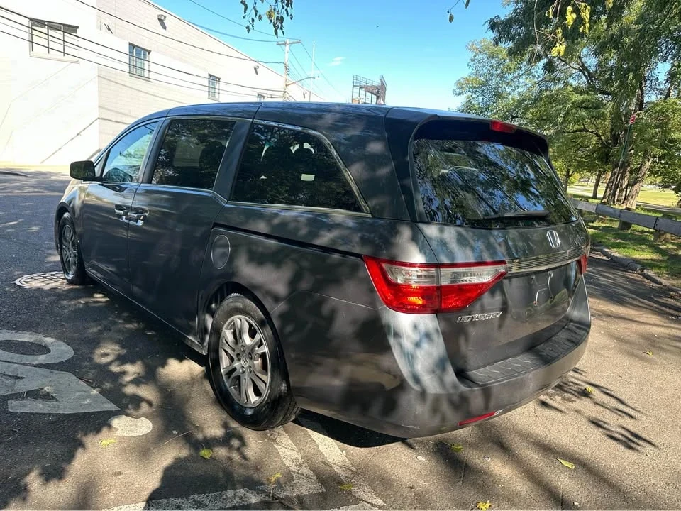 2012 Honda Odyssey - Image 6 of 14