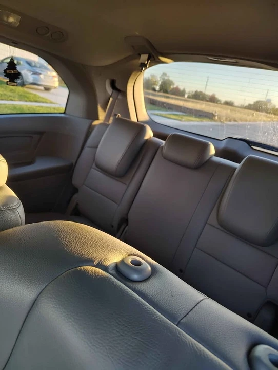 2012 Honda Odyssey - Image 4 of 11
