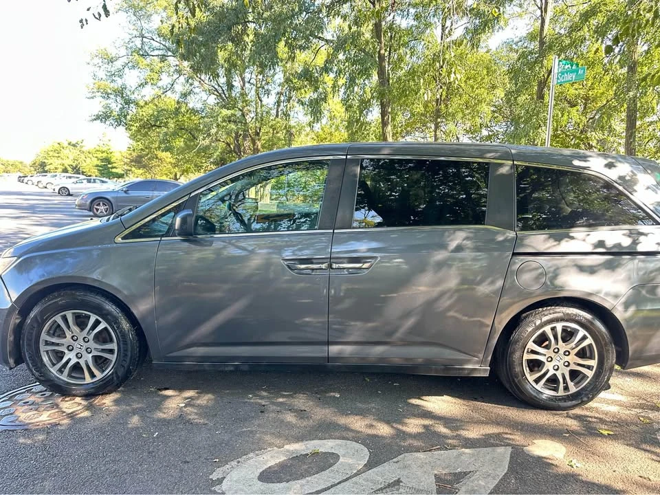 2012 Honda Odyssey - Image 5 of 14