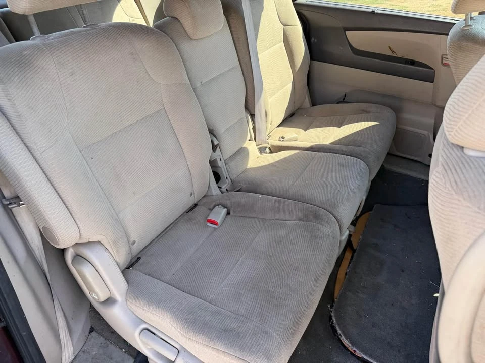 2012 Honda Odyssey - Image 14 of 16