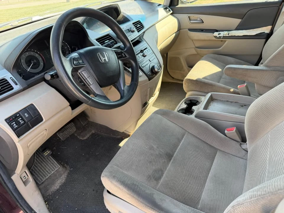 2012 Honda Odyssey - Image 8 of 16