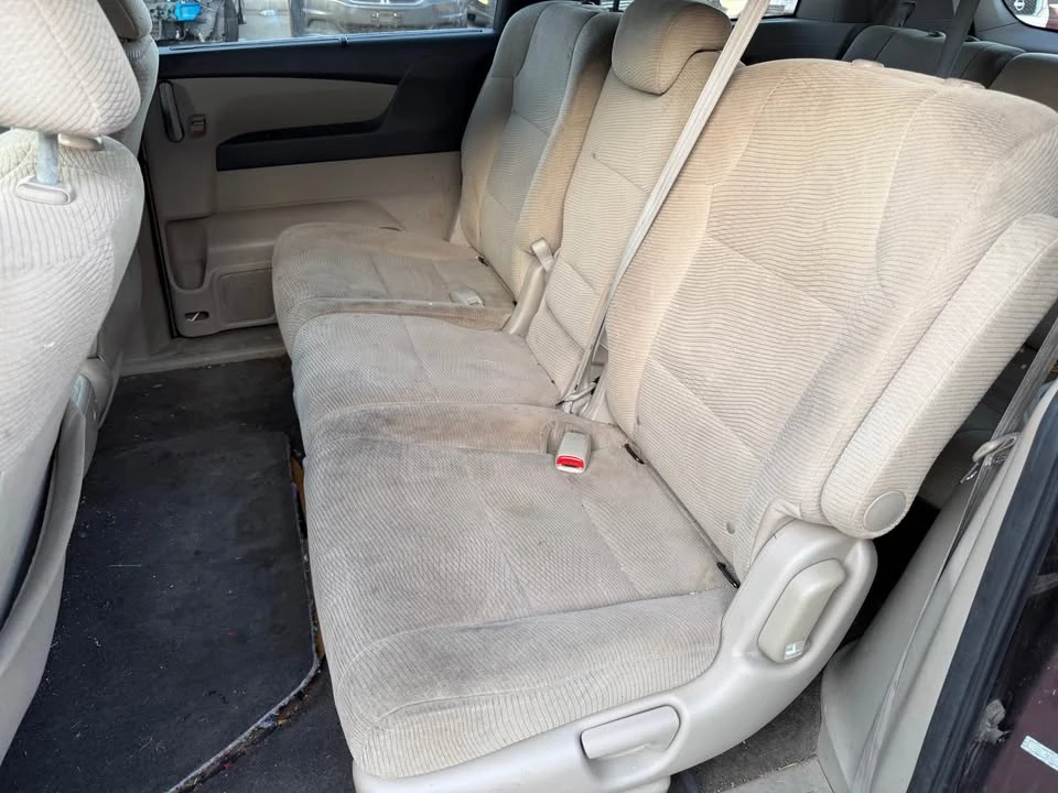 2012 Honda Odyssey - Image 13 of 18