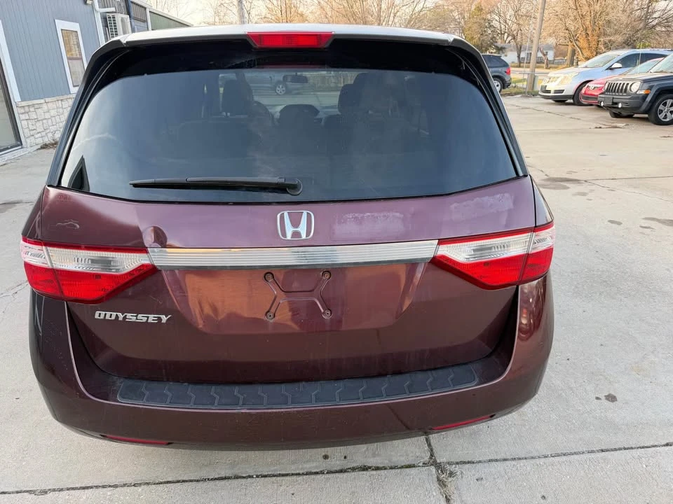 2012 Honda Odyssey - Image 8 of 18
