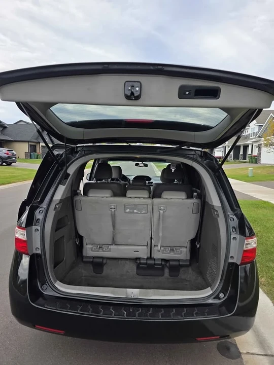 2012 Honda Odyssey - Image 12 of 18