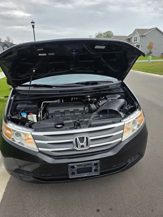 2012 Honda Odyssey - Image 14 of 18