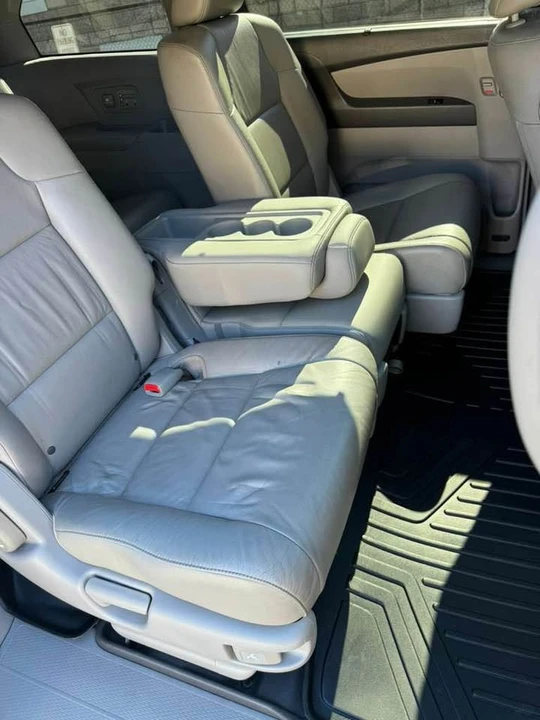 2012 Honda Odyssey - Image 8 of 8
