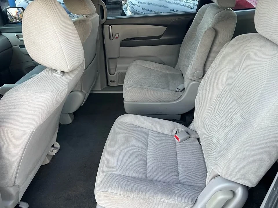 2012 Honda Odyssey - Image 8 of 11