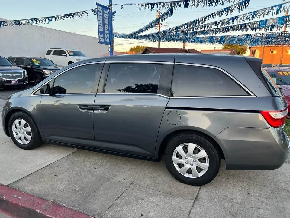 2012 Honda Odyssey - Image 5 of 11
