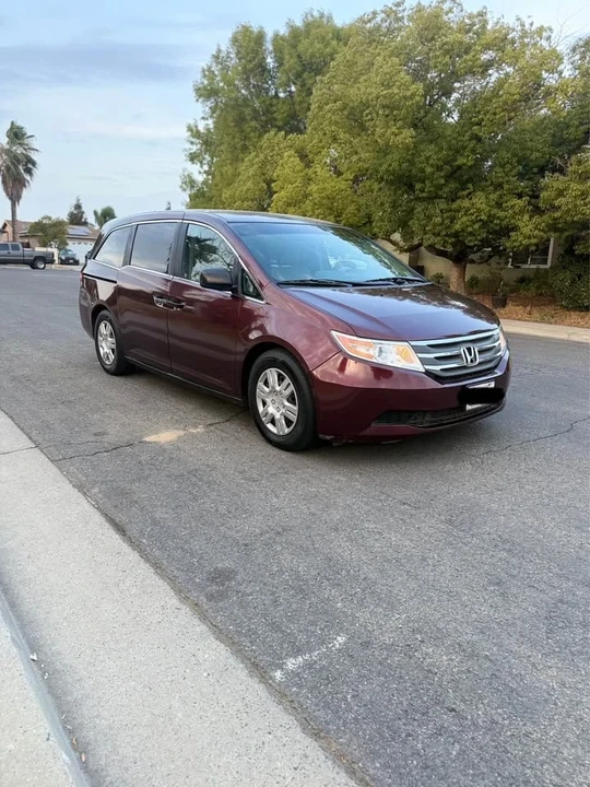 2012 Honda Odyssey - Image 7 of 9