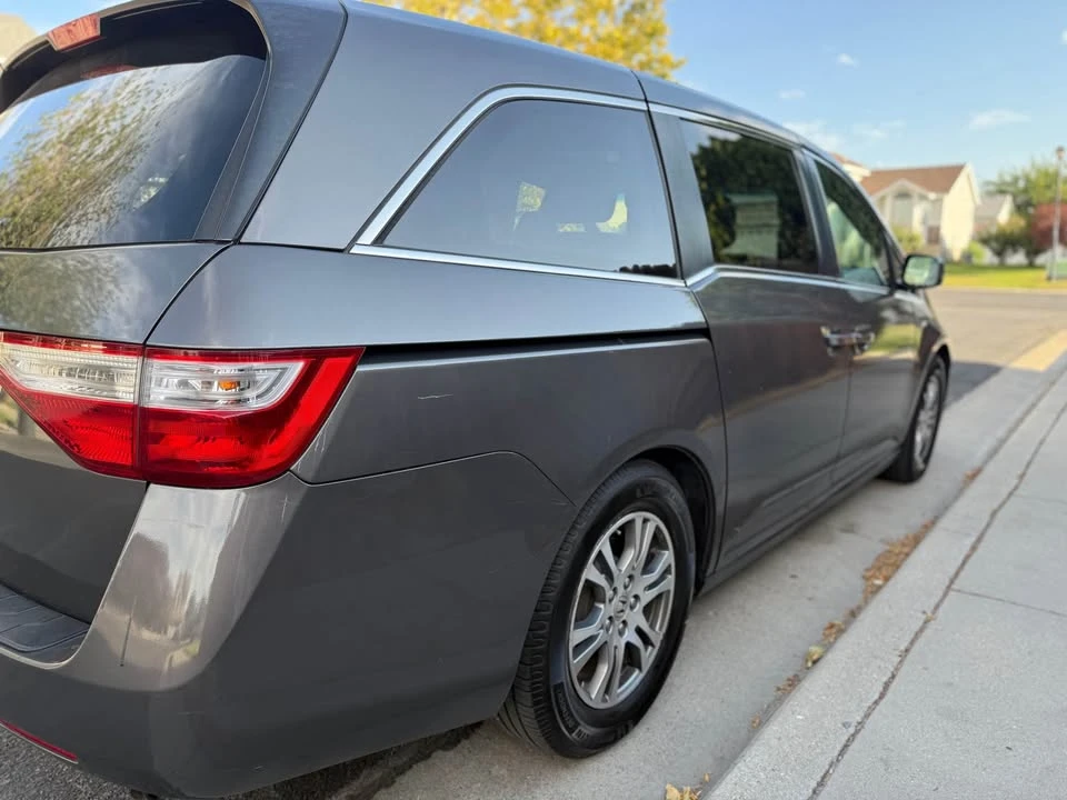2012 Honda Odyssey - Image 5 of 5