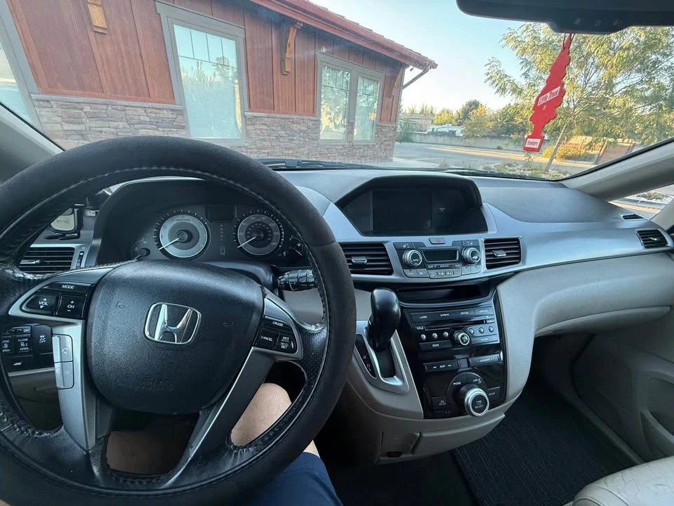 2012 Honda Odyssey - Image 18 of 19