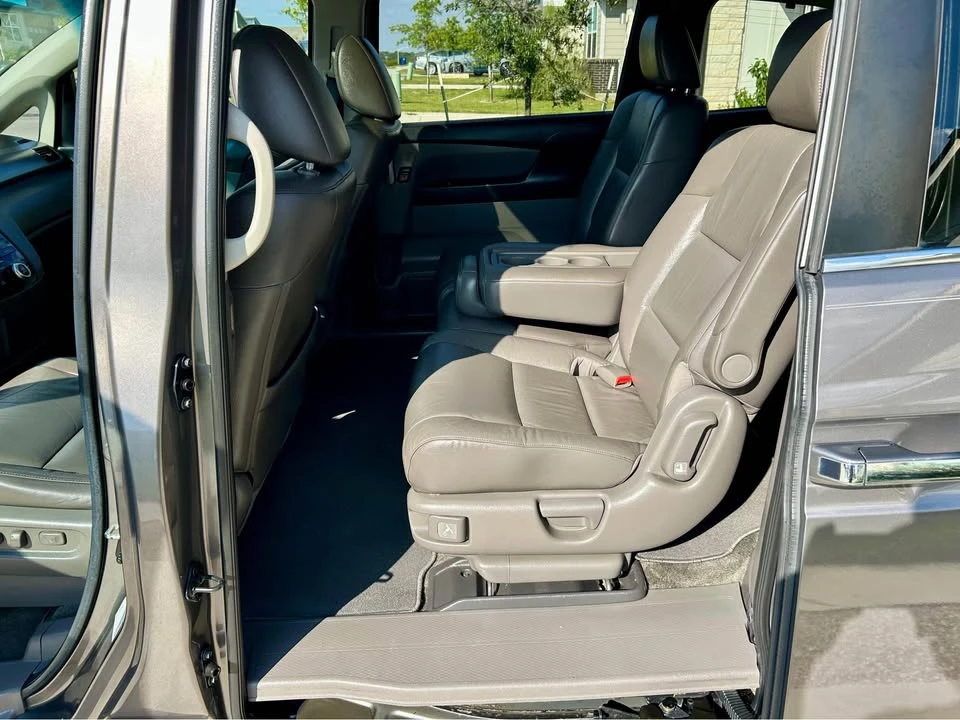 2012 Honda Odyssey - Image 13 of 14