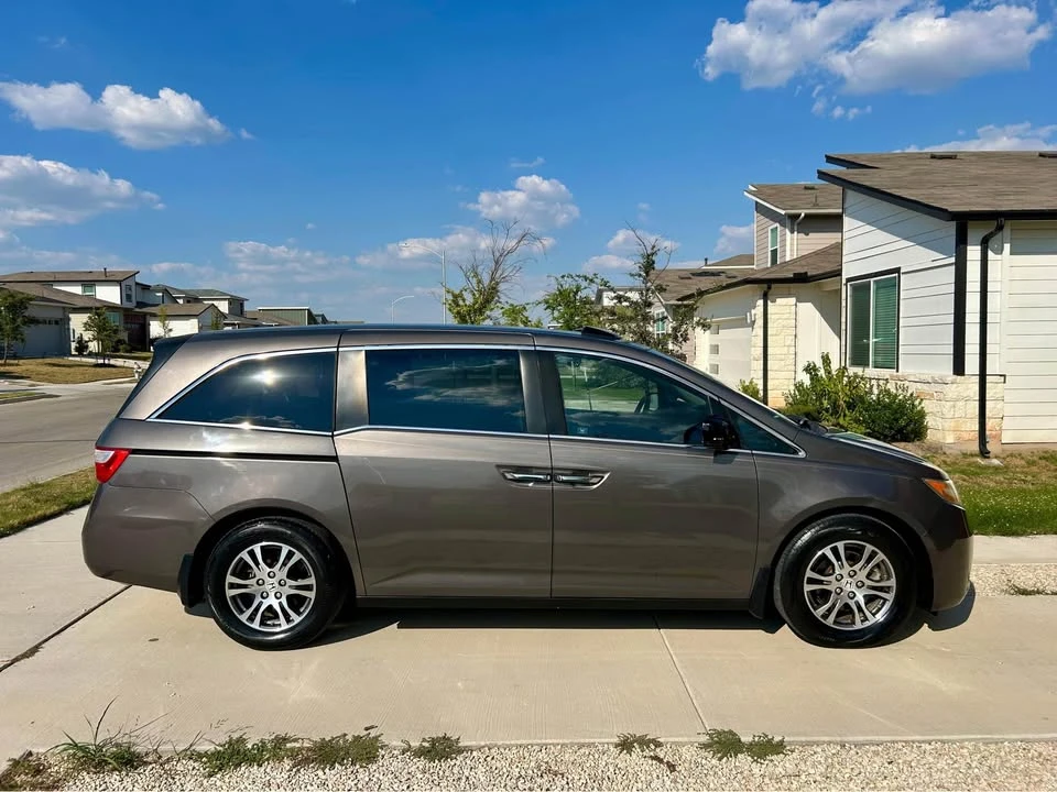 2012 Honda Odyssey - Image 7 of 14