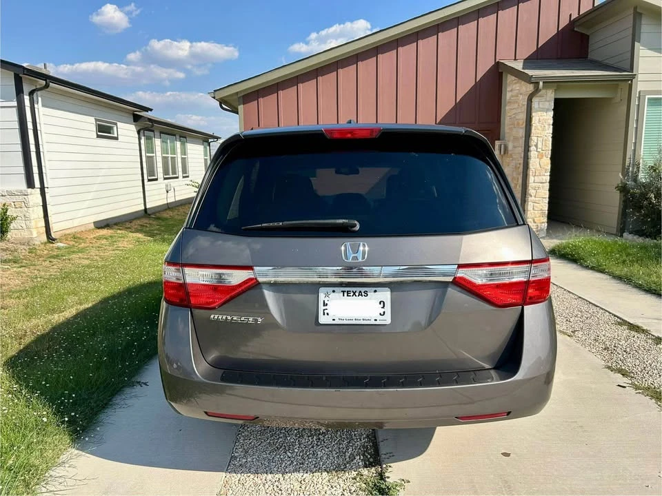 2012 Honda Odyssey - Image 9 of 14