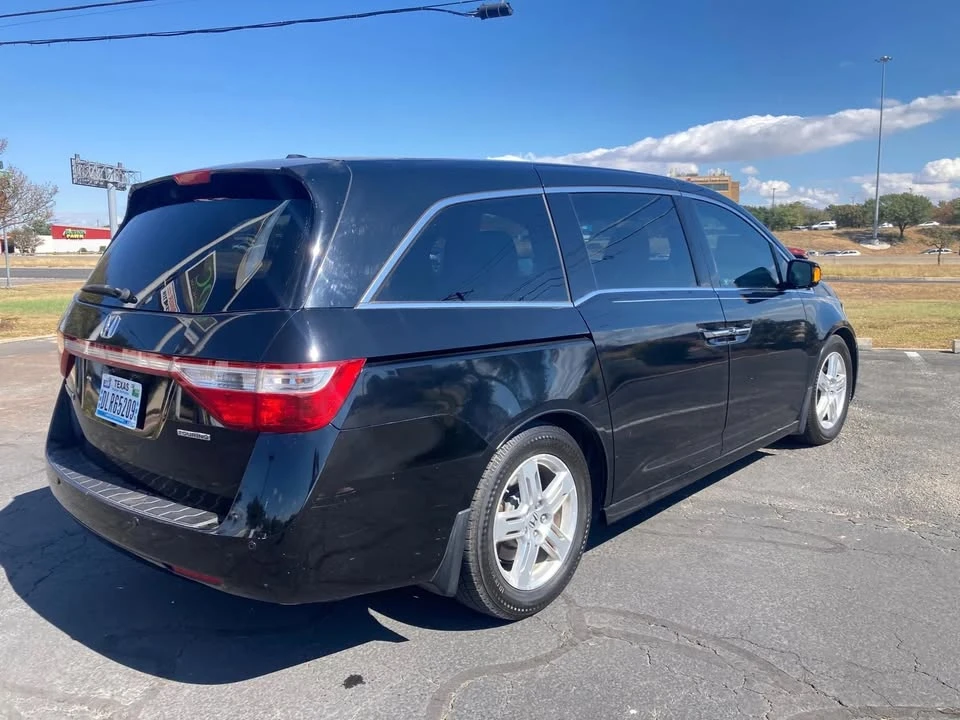 2012 Honda Odyssey - Image 3 of 6