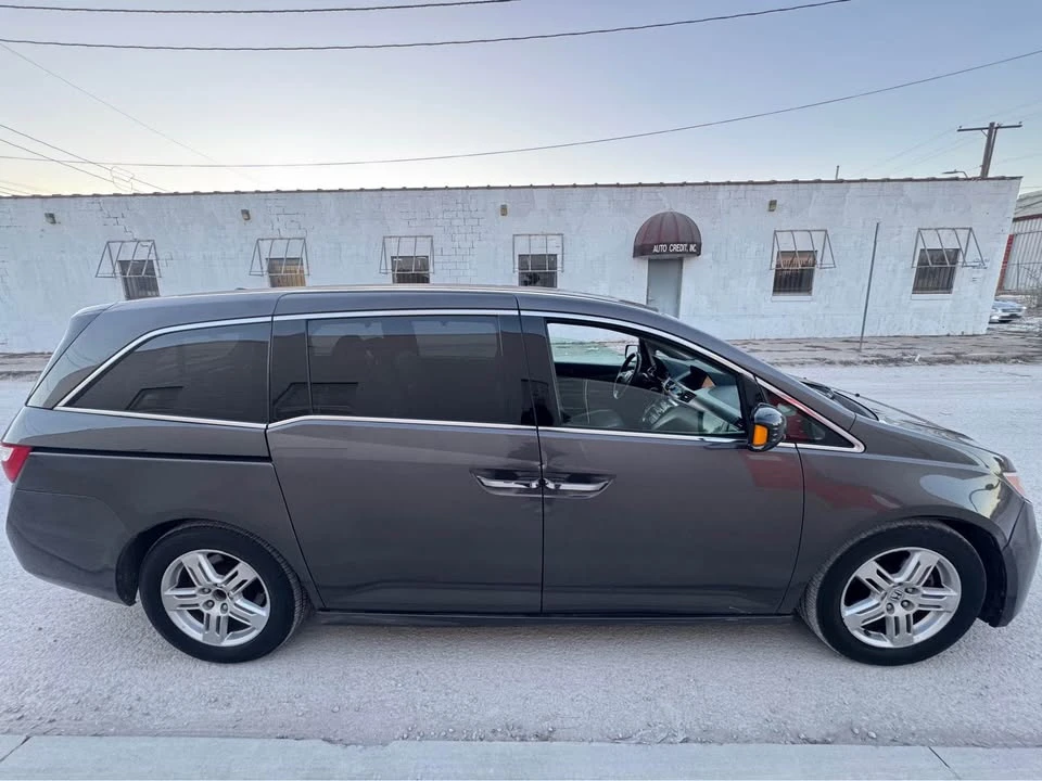 2012 Honda Odyssey - Image 3 of 14