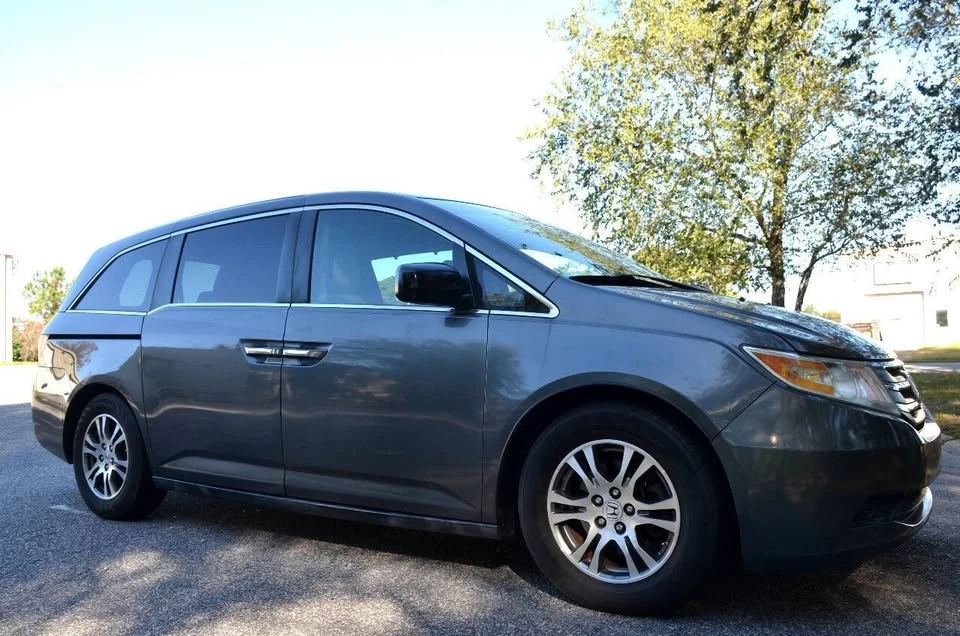 2012 Honda Odyssey - Image 3 of 20