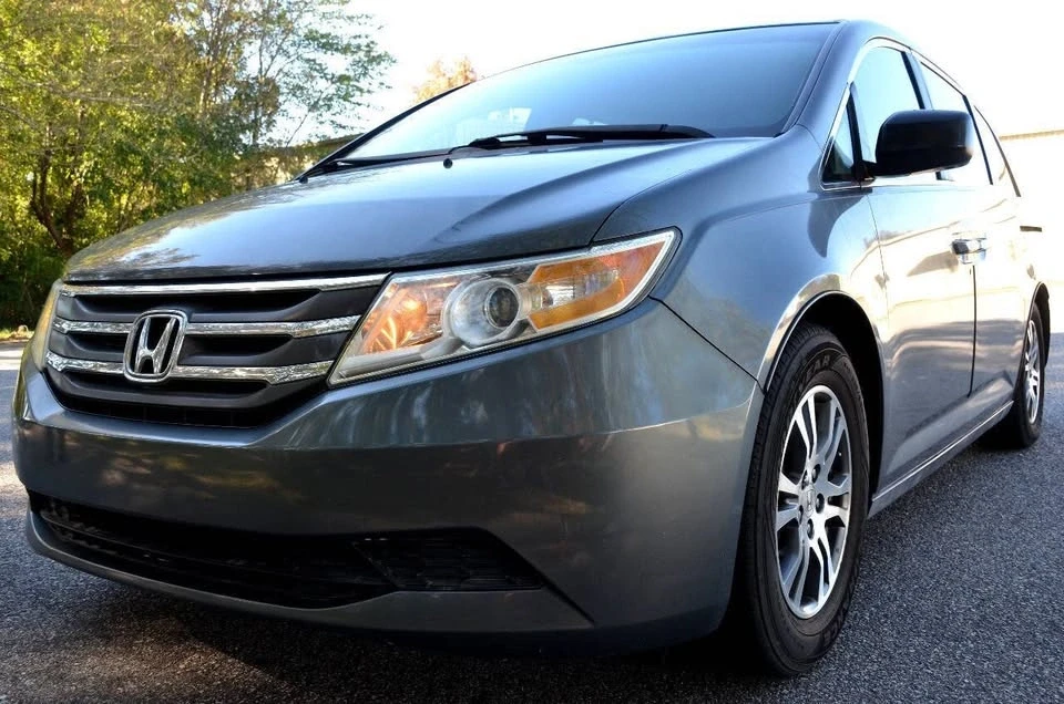 2012 Honda Odyssey - Image 2 of 20