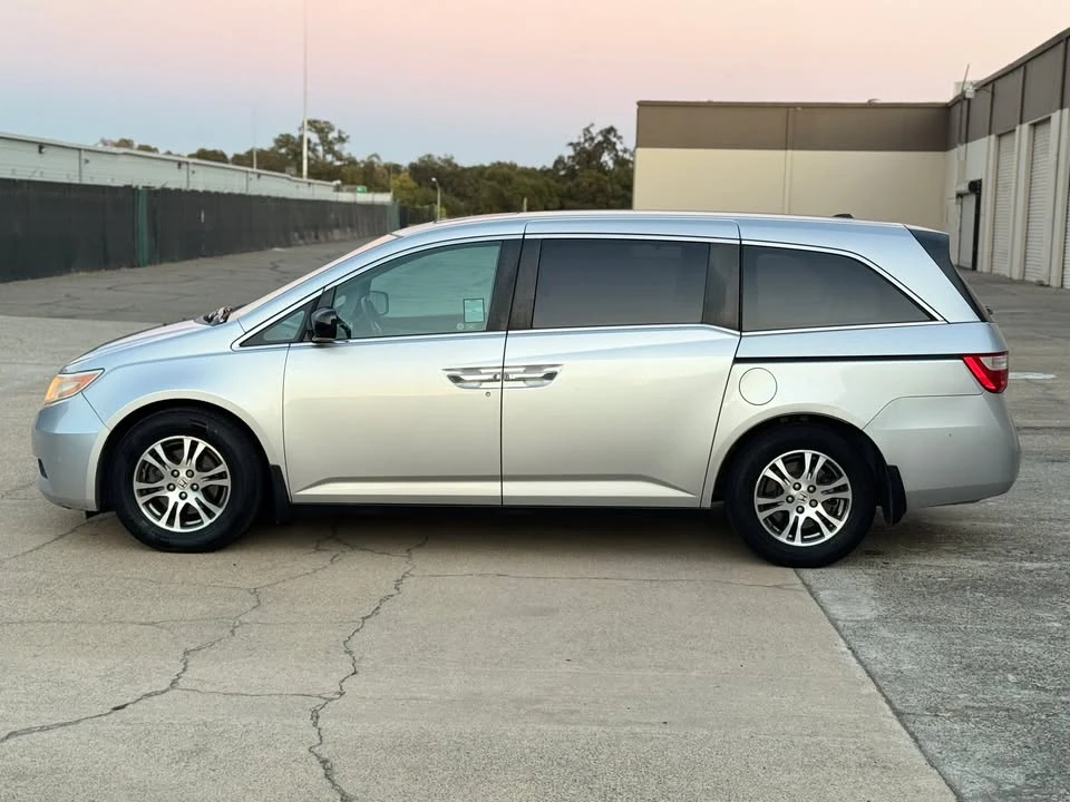 2012 Honda Odyssey - Image 9 of 20