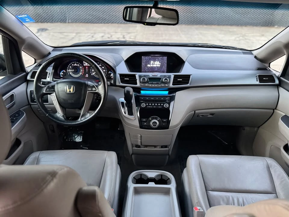 2012 Honda Odyssey - Image 10 of 20