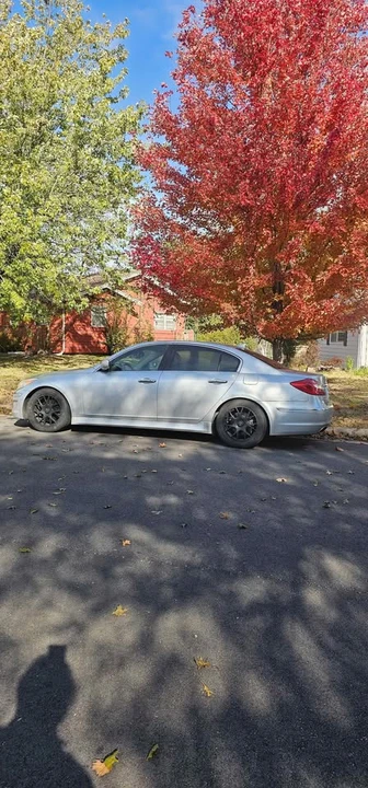 2012 Hyundai Genesis - Image 3 of 9