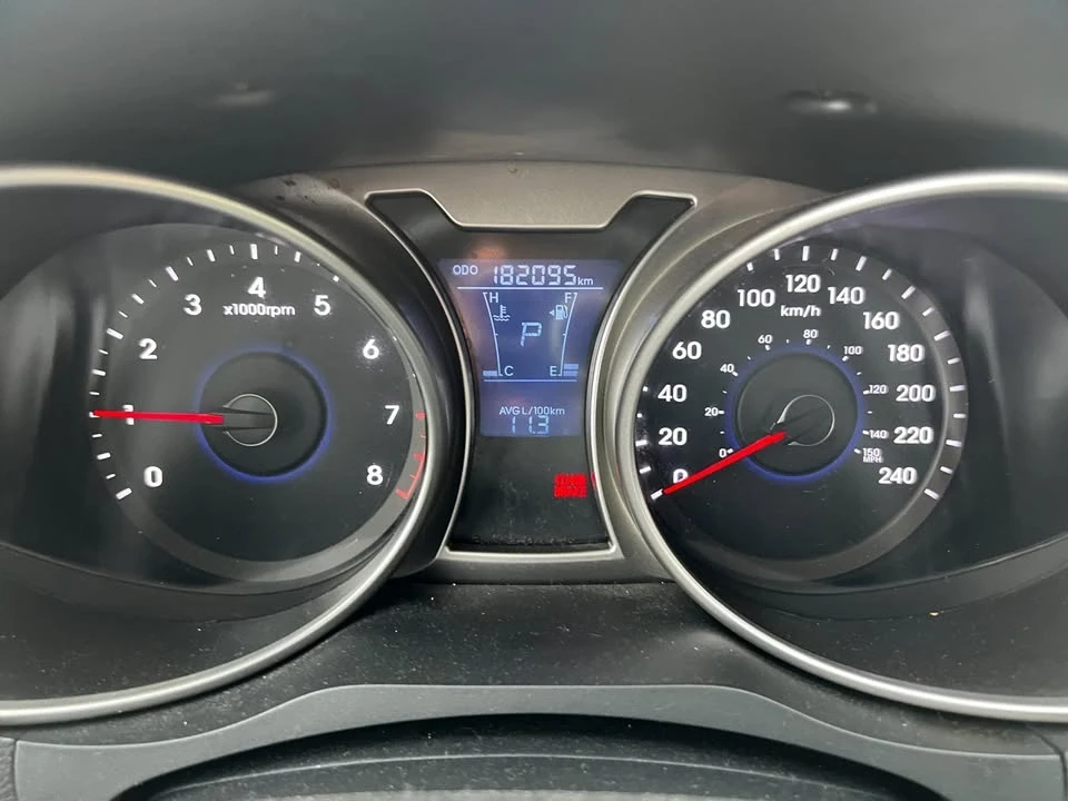 2012 Hyundai Veloster - Image 14 of 17