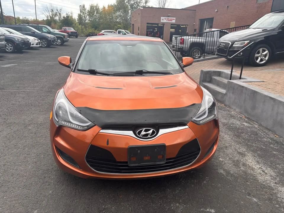 2012 Hyundai Veloster - Image 2 of 9