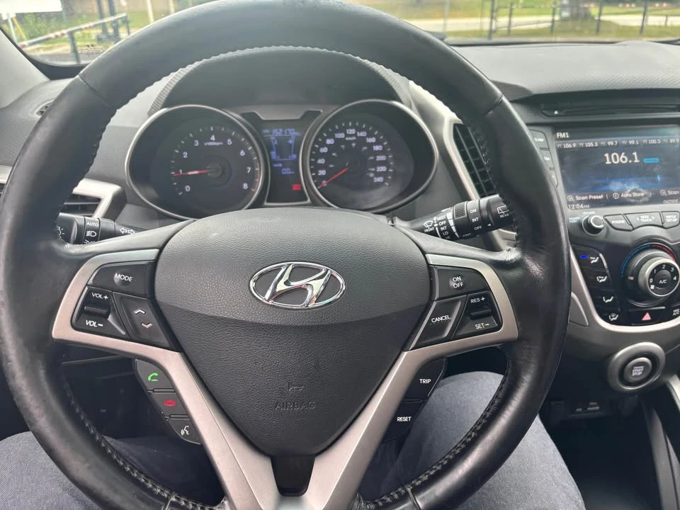 2012 Hyundai Veloster - Image 8 of 9