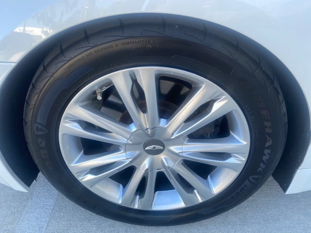 2012 Hyundai Genesis - Image 20 of 21