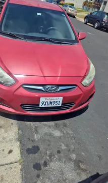 2012 Hyundai Accent GL Hatchback 2D