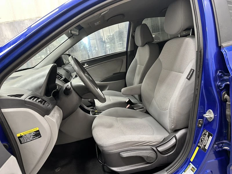 2012 Hyundai Accent - Image 9 of 12