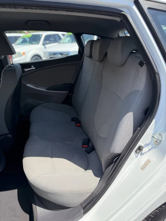 2012 Hyundai Accent - Image 17 of 21