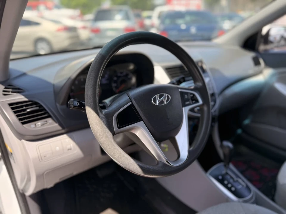 2012 Hyundai Accent - Image 14 of 21