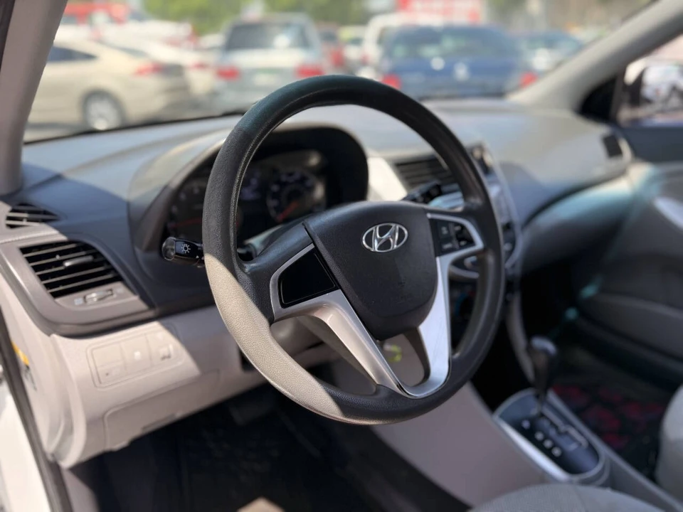 2012 Hyundai Accent - Image 14 of 21