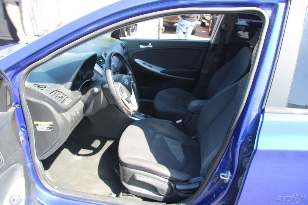 2012 Hyundai Accent - Image 13 of 21