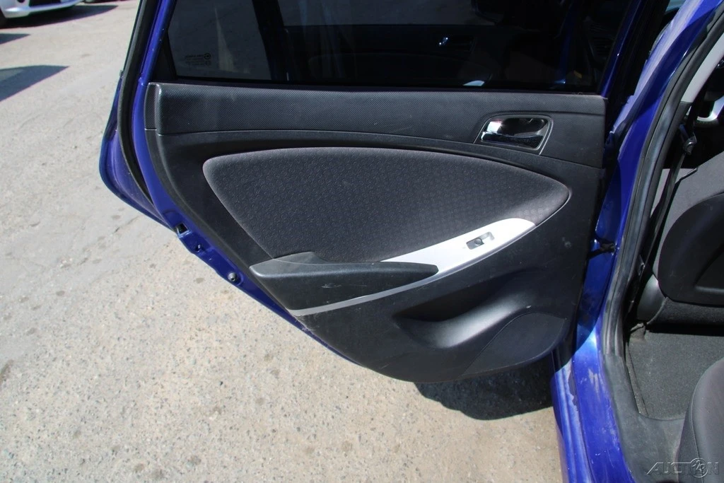 2012 Hyundai Accent - Image 19 of 21