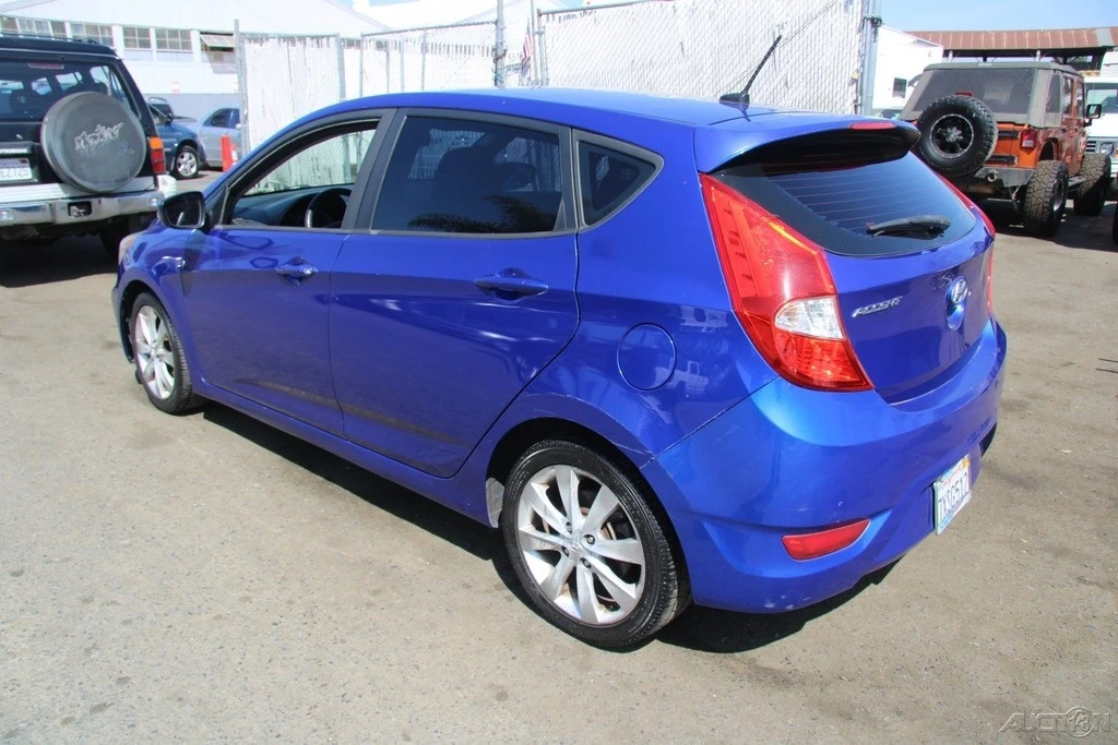 2012 Hyundai Accent - Image 5 of 21