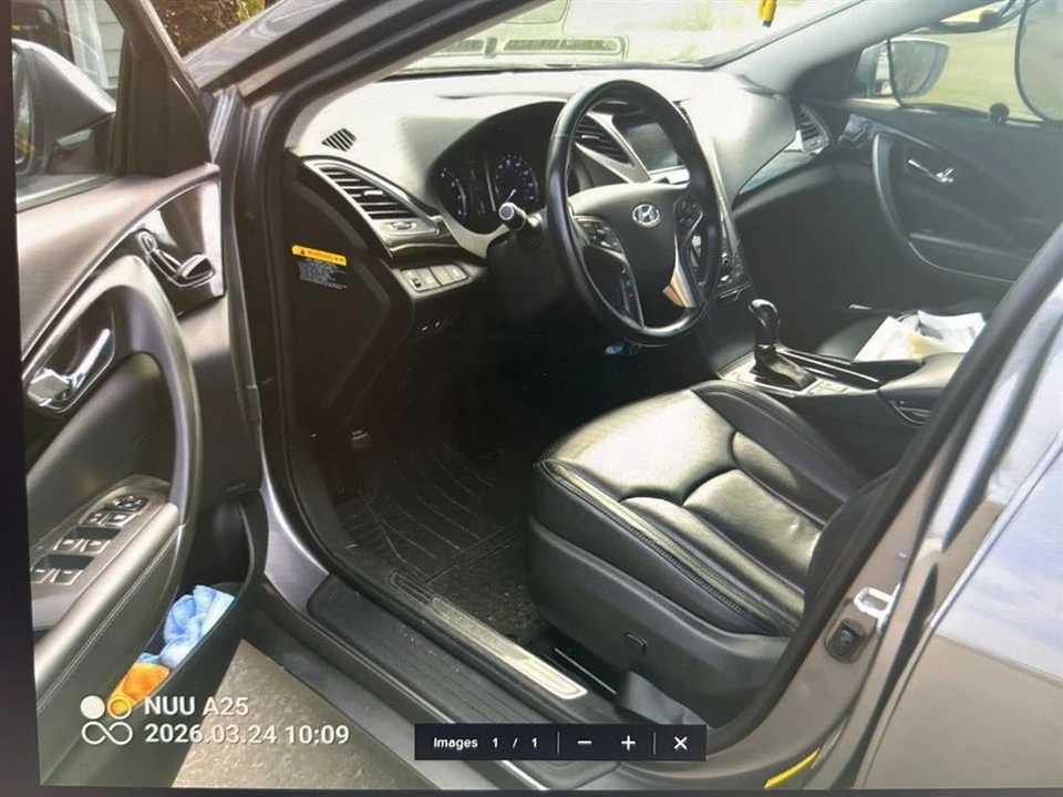 2012 Hyundai Azera - Image 11 of 12