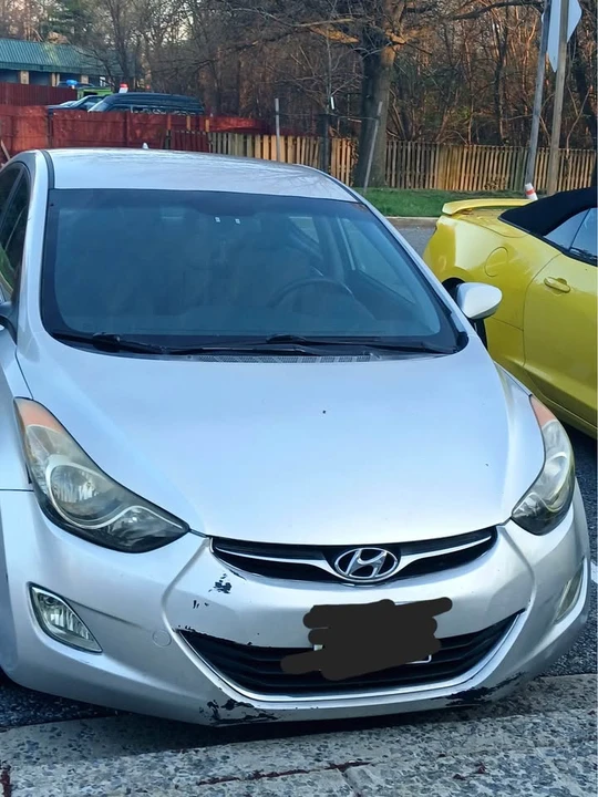 2012 Hyundai Elantra - Image 2 of 7