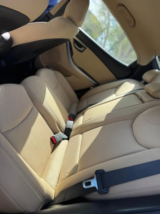 2012 Hyundai Elantra - Image 7 of 9