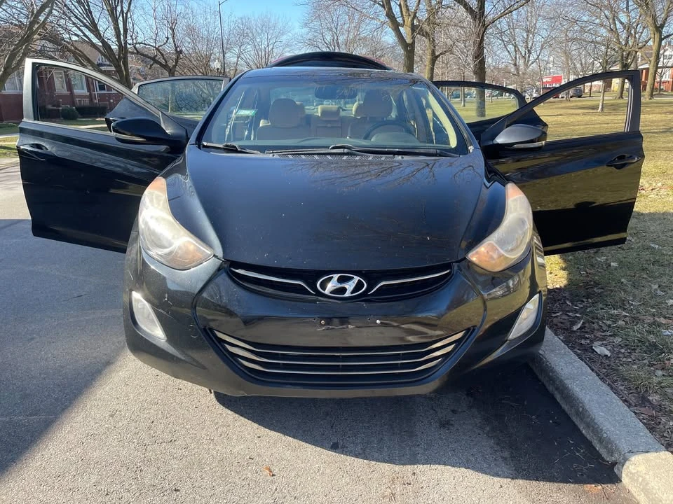 2012 Hyundai Elantra - Image 9 of 19