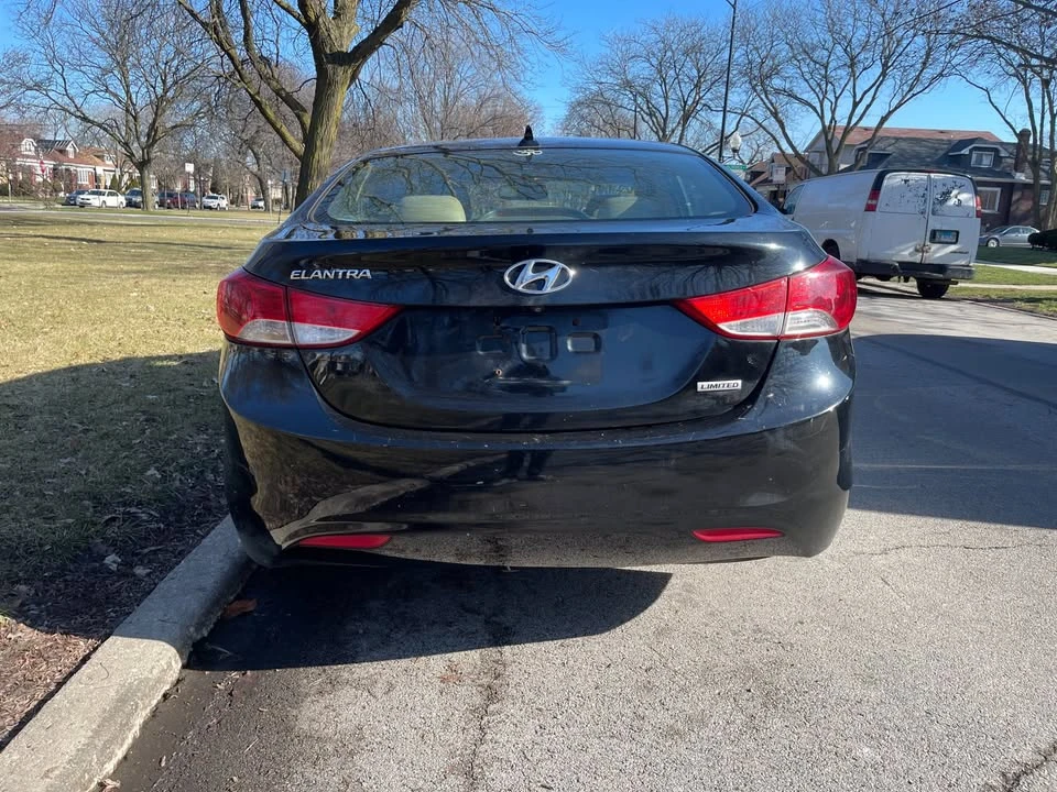 2012 Hyundai Elantra - Image 6 of 19