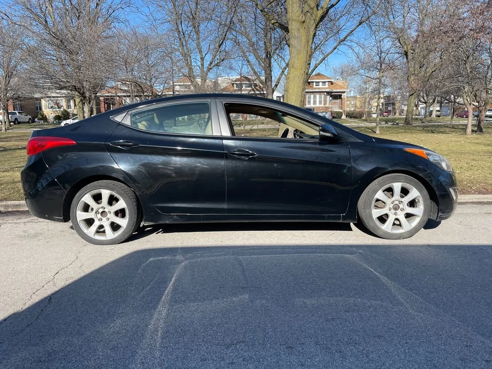 2012 Hyundai Elantra - Image 4 of 19