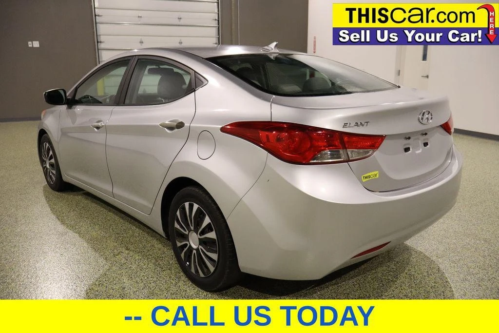 2012 Hyundai Elantra - Image 6 of 12