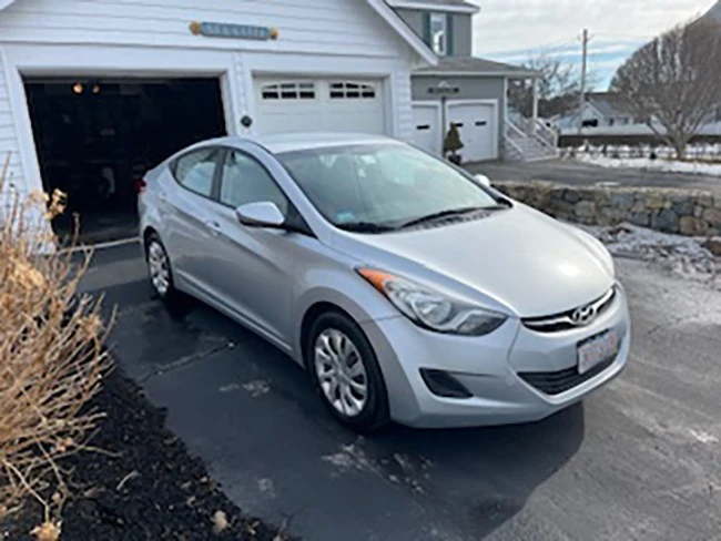 2012 Hyundai Elantra - Image 3 of 18