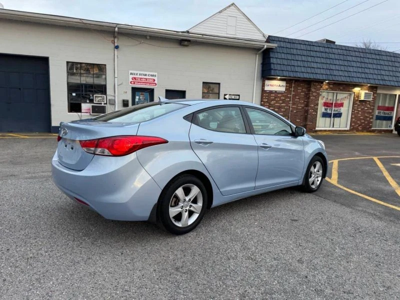 2012 Hyundai Elantra - Image 12 of 12