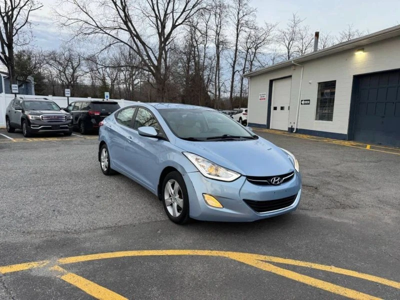2012 Hyundai Elantra - Image 5 of 12